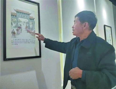毛吉志的近百幅画作,挂在村里展现滩区文化的展览馆里 受访者供图